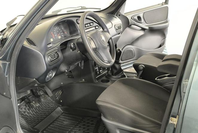 Chevrolet Niva I Рестайлинг с пробегом 2015 года, цена 585 000 рублей, 139944 км, внедорожник, Автокод Объявления