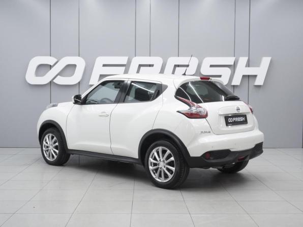 Nissan Juke I Рестайлинг с пробегом 2015 года, цена 1 319 000 рублей, 116199 км, внедорожник, Автокод Объявления