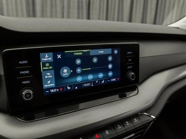Skoda Octavia IV (A8) с пробегом 2021 года, цена 2 390 000 рублей, 63746 км, лифтбек, Автокод Объявления