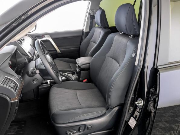 Toyota Land Cruiser Prado 150 Series Рестайлинг 3 с пробегом 2021 года, цена 5 630 000 рублей, 108602 км, внедорожник, Автокод Объявления