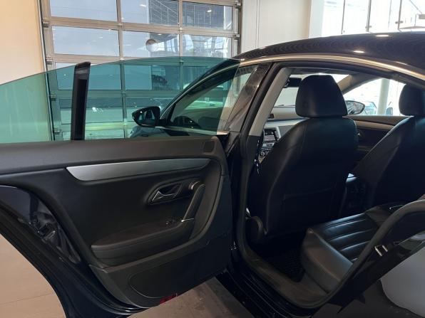 Volkswagen Passat CC I с пробегом 2011 года, цена 1 350 000 рублей, 98324 км, седан, Автокод Объявления