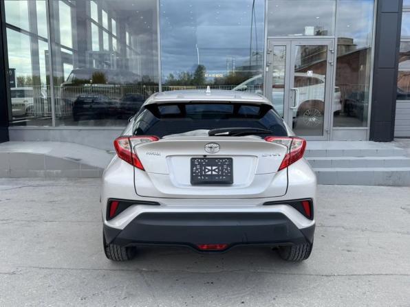 Toyota C-HR I Рестайлинг с пробегом 2021 года, цена 2 550 000 рублей, 31427 км, внедорожник, Автокод Объявления