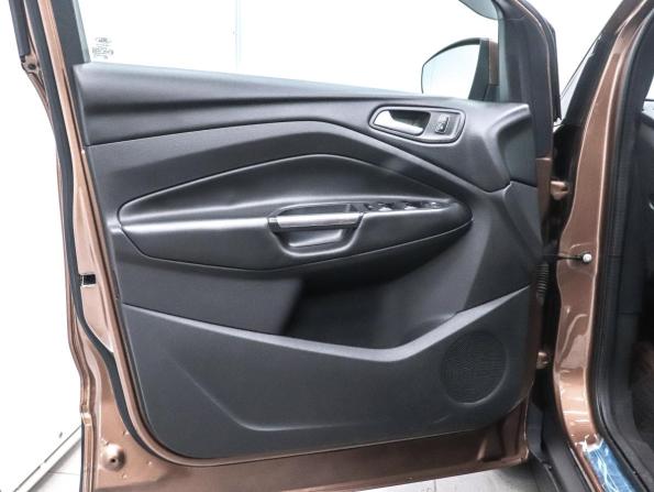 Ford Kuga II с пробегом 2013 года, цена 1 200 000 рублей, 85898 км, внедорожник, Автокод Объявления