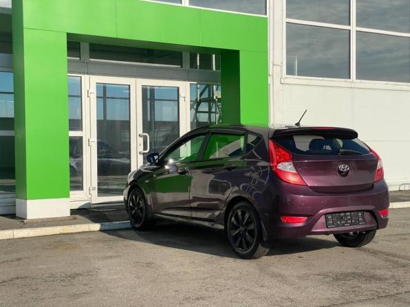 Hyundai Solaris I с пробегом 2013 года, цена 609 000 рублей, 267470 км, хэтчбек, Автокод Объявления