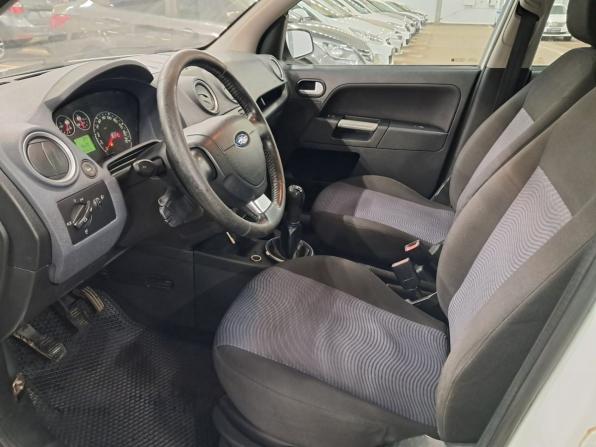 Ford Fusion I Рестайлинг с пробегом 2010 года, цена 400 000 рублей, 349899 км, хэтчбек, Автокод Объявления
