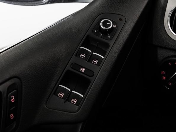 Volkswagen Tiguan I с пробегом 2010 года, цена 749 000 рублей, 214504 км, внедорожник, Автокод Объявления