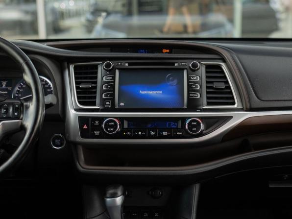 Toyota Highlander III (XU50) с пробегом 2015 года, цена 2 800 000 рублей, 214021 км, внедорожник, Автокод Объявления