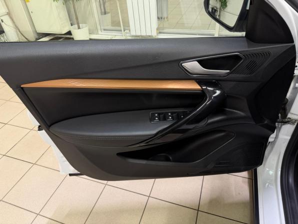 Lada (ВАЗ) Vesta I Рестайлинг (NG) с пробегом 2023 года, цена 1 330 000 рублей, 35304 км, седан, Автокод Объявления