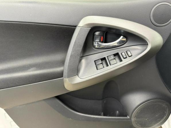 Toyota RAV4 III (XA30) Рестайлинг с пробегом 2012 года, цена 1 341 662 рубля, 207315 км, внедорожник, Автокод Объявления
