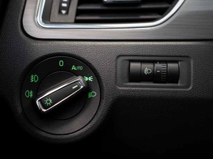 Skoda Rapid I Рестайлинг Ростов-на-Дону  - изображение 12