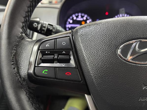 Hyundai Creta I с пробегом 2016 года, цена 1 560 000 рублей, 187765 км, внедорожник, Автокод Объявления