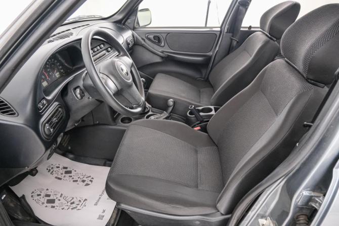 Chevrolet Niva I Рестайлинг с пробегом 2011 года, цена 849 000 рублей, 50000 км, внедорожник, Автокод Объявления