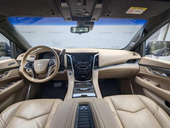 Cadillac Escalade IV с пробегом 2018 года, цена 4 149 000 рублей, 174105 км, внедорожник, Автокод Объявления