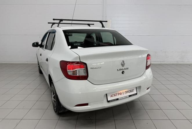 Renault Logan II с пробегом 2017 года, цена 850 000 рублей, 38230 км, седан, Автокод Объявления