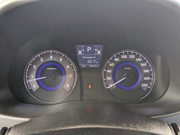 Hyundai Solaris I Рестайлинг с пробегом 2016 года, цена 1 290 000 рублей, 33637 км, седан, Автокод Объявления