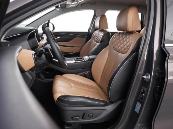 Hyundai Santa Fe IV Рестайлинг с пробегом 2021 года, цена 3 587 444 рубля, 55548 км, внедорожник, Автокод Объявления