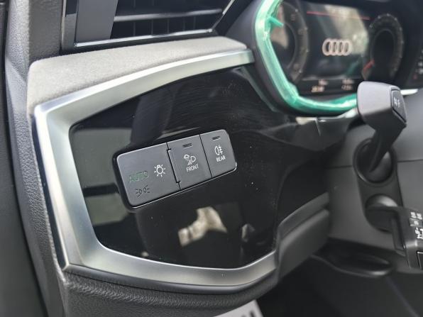 Audi Q3 II (F3) с пробегом 2026 года, цена 3 850 000 рублей, 10 км, внедорожник, Автокод Объявления