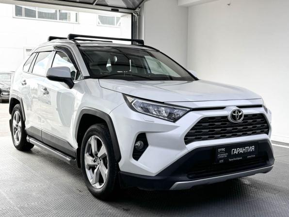 Toyota RAV4 V (XA50) с пробегом 2021 года, цена 3 899 000 рублей, 73500 км, внедорожник, Автокод Объявления