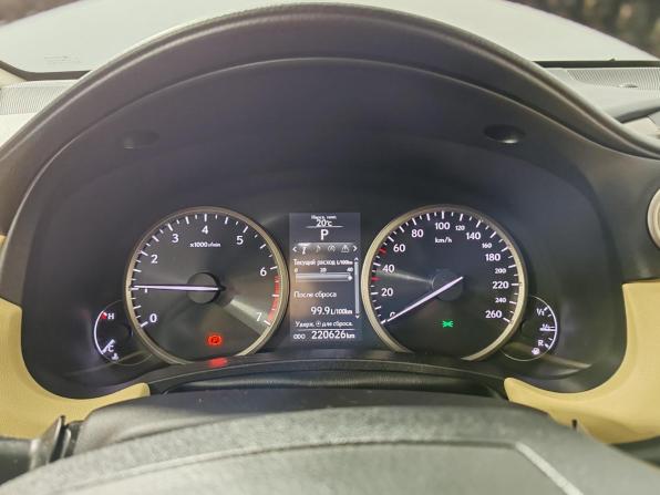 Lexus NX I с пробегом 2015 года, цена 2 349 000 рублей, 220624 км, внедорожник, Автокод Объявления