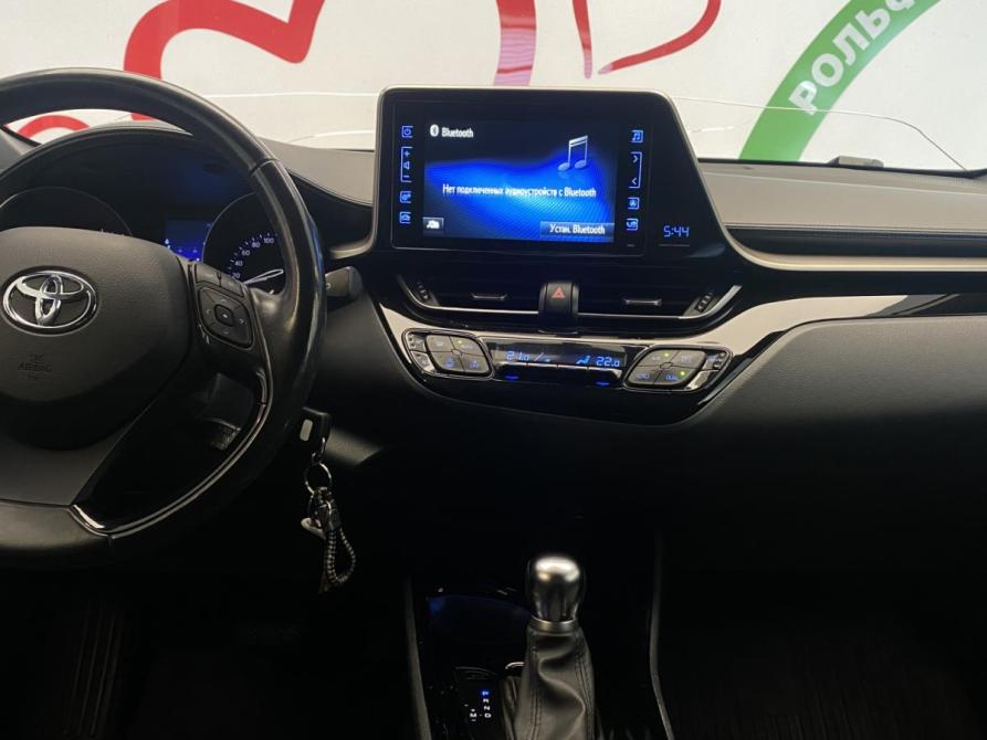 Toyota C-HR I Москва  - изображение 11