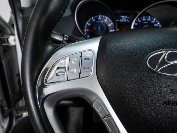 Hyundai ix35 I с пробегом 2011 года, цена 1 255 000 рублей, 165437 км, внедорожник, Автокод Объявления