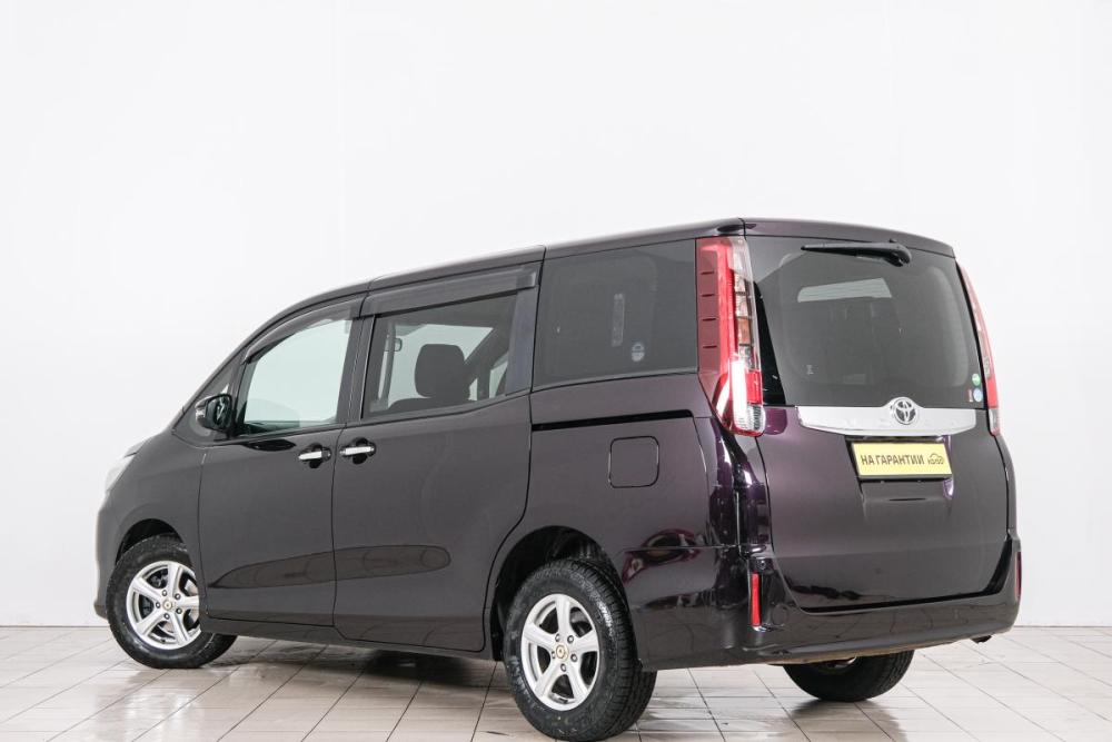 Toyota Noah III (R80) Красноярск  - изображение 5