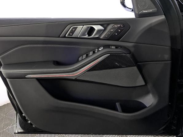 BMW X7 I (G07) Рестайлинг с пробегом 2024 года, цена 14 850 000 рублей, 5158 км, внедорожник, Автокод Объявления