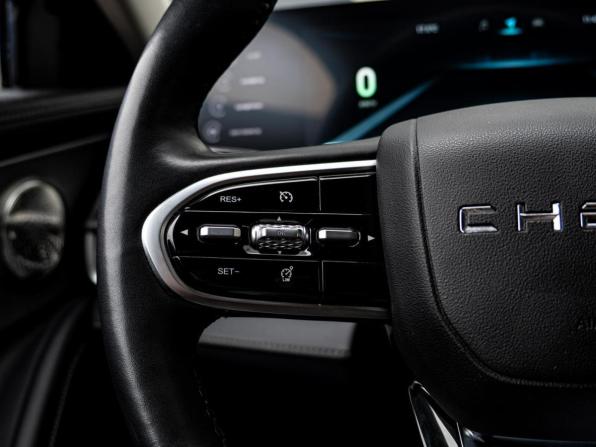 Chery Arrizo 8 с пробегом 2023 года, цена 2 095 000 рублей, 25604 км, седан, Автокод Объявления