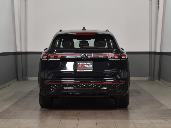 Volkswagen Tiguan III (China Market) с пробегом 2026 года, цена 4 485 995 рублей, 17 км, внедорожник, Автокод Объявления