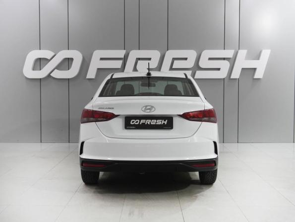 Hyundai Solaris II Рестайлинг с пробегом 2021 года, цена 1 579 000 рублей, 101351 км, седан, Автокод Объявления