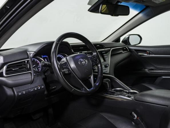 Toyota Camry VIII (XV70) с пробегом 2018 года, цена 2 049 000 рублей, 201000 км, седан, Автокод Объявления