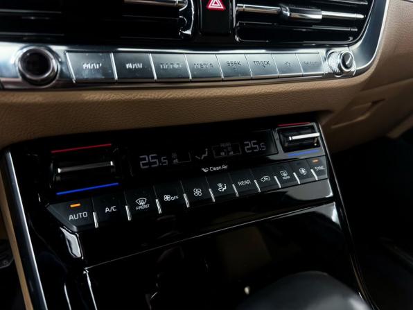 Kia Mohave I Рестайлинг 2 с пробегом 2019 года, цена 3 700 000 рублей, 158196 км, внедорожник, Автокод Объявления