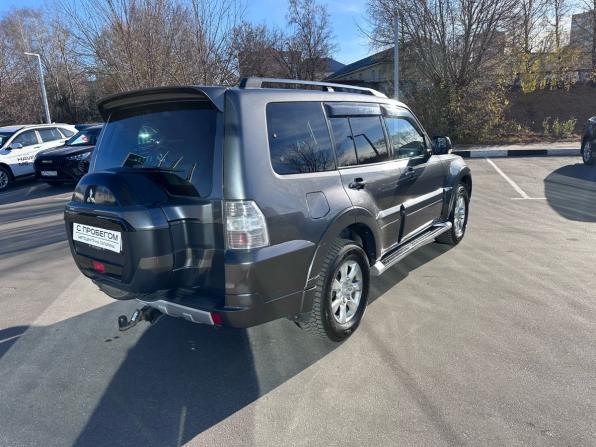 Mitsubishi Pajero IV Рестайлинг 2 с пробегом 2014 года, цена 2 159 000 рублей, 216216 км, внедорожник, Автокод Объявления