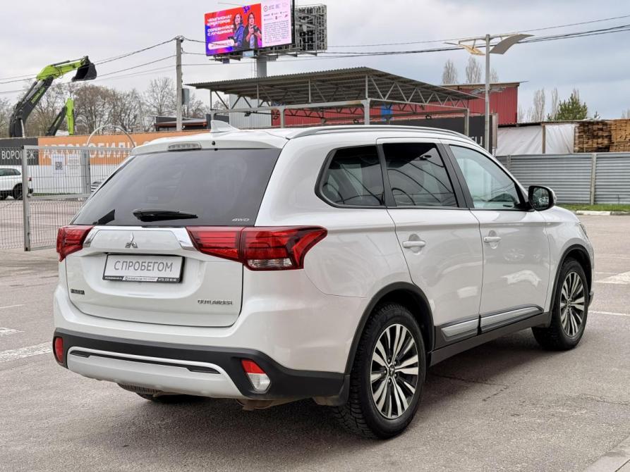 Mitsubishi Outlander III Рестайлинг 3 Воронеж  - изображение 5