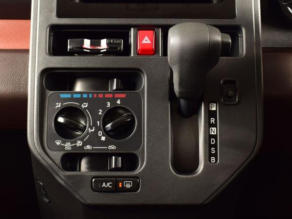 Daihatsu Thor I с пробегом 2018 года, цена 989 995 рублей, 30700 км, микровэн, Автокод Объявления