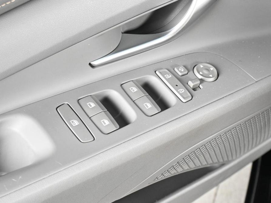Hyundai Elantra VII (CN7) Ростов-на-Дону  - изображение 19