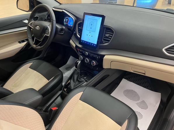 Lada (ВАЗ) Vesta I Рестайлинг (NG) с пробегом 2025 года, цена 1 649 000 рублей, 7700 км, седан, Автокод Объявления