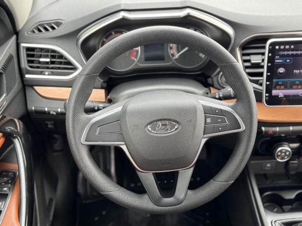 Lada (ВАЗ) Vesta I Рестайлинг (NG) с пробегом 2023 года, цена 1 215 000 рублей, 40250 км, универсал, Автокод Объявления