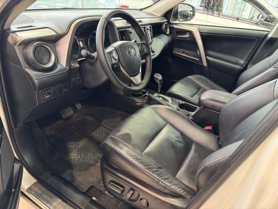 Toyota RAV4 IV (XA40) Рестайлинг Москва  - изображение 9