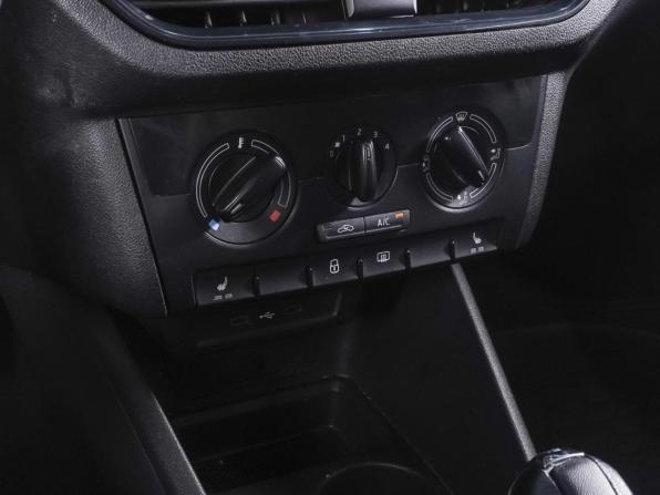 Volkswagen Polo VI с пробегом 2020 года, цена 1 430 000 рублей, 142057 км, лифтбек, Автокод Объявления