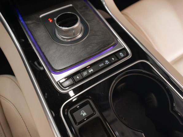 Jaguar XE I с пробегом 2015 года, цена 1 980 000 рублей, 96662 км, седан, Автокод Объявления