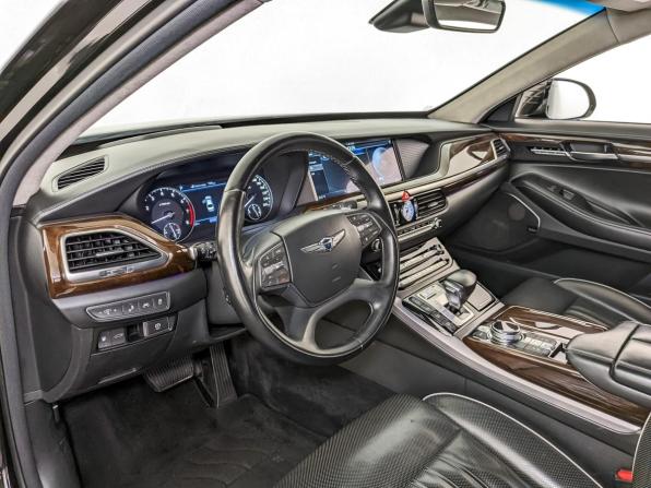 Genesis G90 I с пробегом 2017 года, цена 2 405 000 рублей, 175317 км, седан, Автокод Объявления
