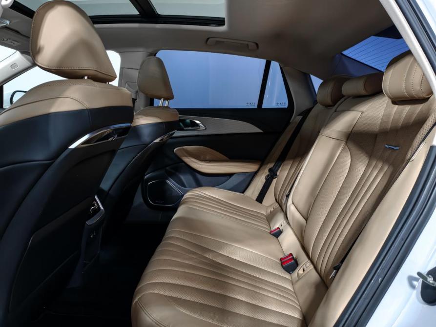 Hongqi H5 II Санкт-Петербург  - изображение 13