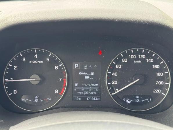 Hyundai Creta I с пробегом 2018 года, цена 1 520 000 рублей, 171821 км, внедорожник, Автокод Объявления