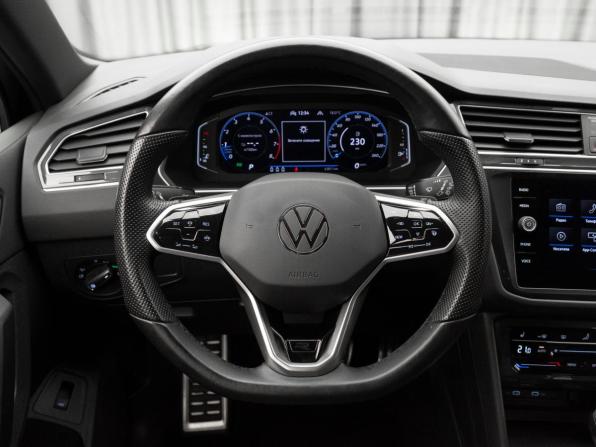 Volkswagen Tiguan II Рестайлинг с пробегом 2021 года, цена 4 140 000 рублей, 68240 км, внедорожник, Автокод Объявления