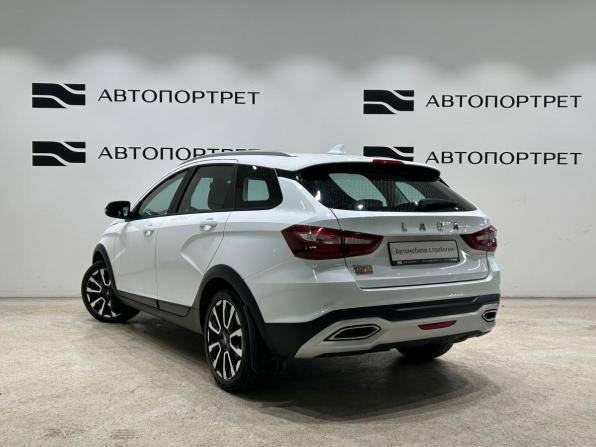 Lada (ВАЗ) Vesta I Рестайлинг (NG) с пробегом 2023 года, цена 1 279 000 рублей, 33251 км, универсал, Автокод Объявления