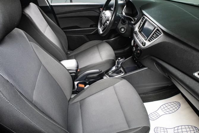 Hyundai Solaris II с пробегом 2017 года, цена 1 099 000 рублей, 139000 км, седан, Автокод Объявления