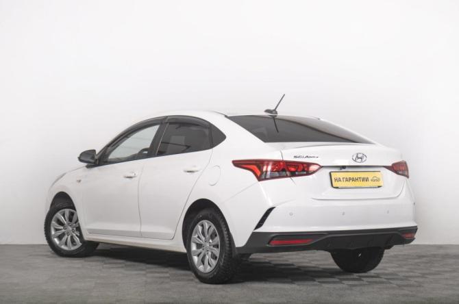 Hyundai Solaris II Рестайлинг с пробегом 2021 года, цена 1 599 000 рублей, 73000 км, седан, Автокод Объявления
