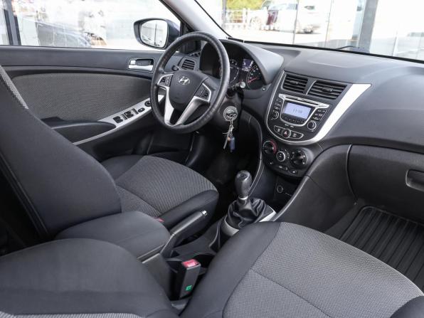 Hyundai Solaris I с пробегом 2012 года, цена 849 000 рублей, 53491 км, седан, Автокод Объявления