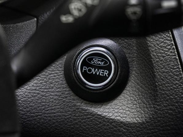 Ford Focus III с пробегом 2013 года, цена 1 039 000 рублей, 87139 км, хэтчбек, Автокод Объявления